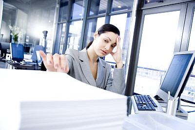 如何判斷是否存在勞動關系？